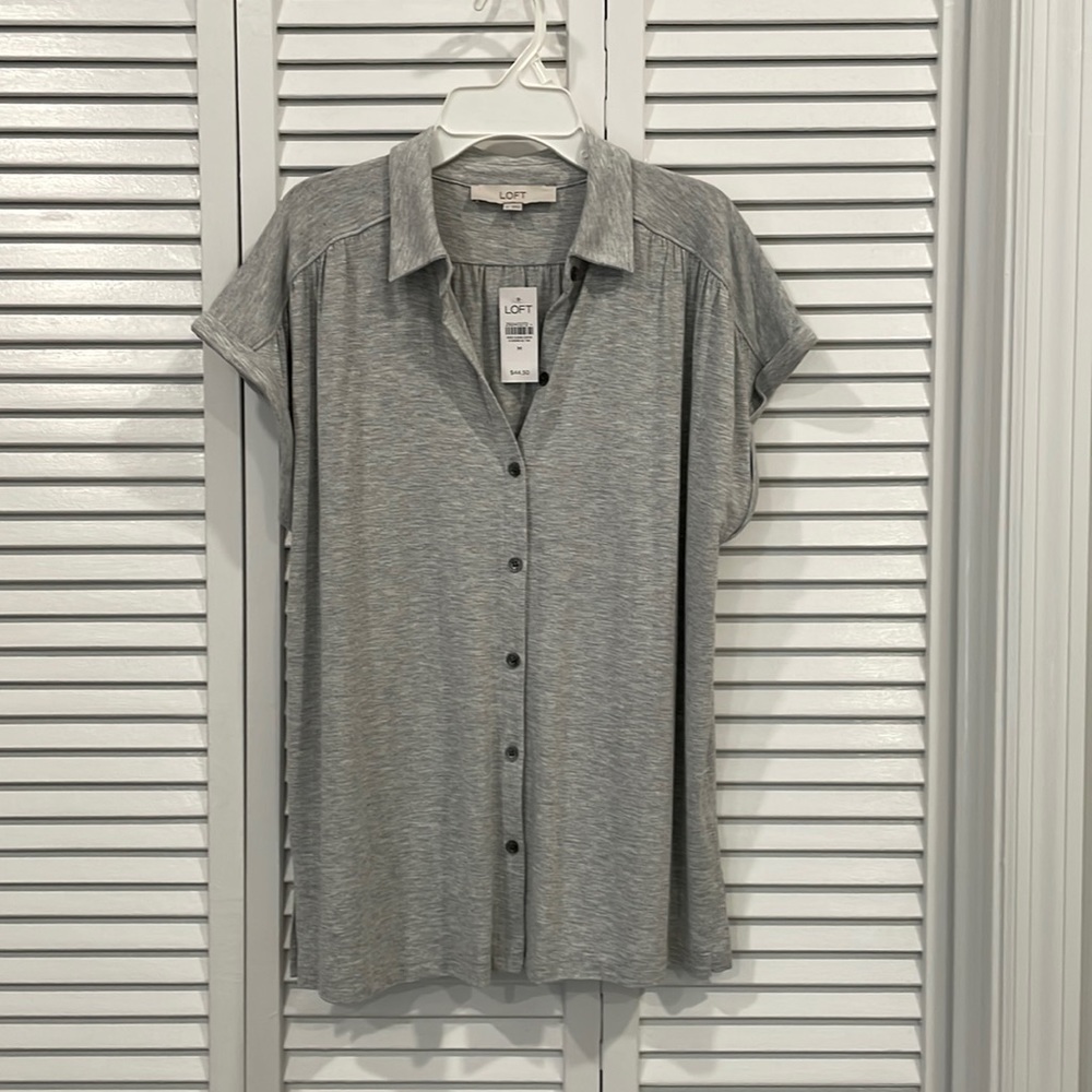 NWT Loft everyday knit shirt Medium